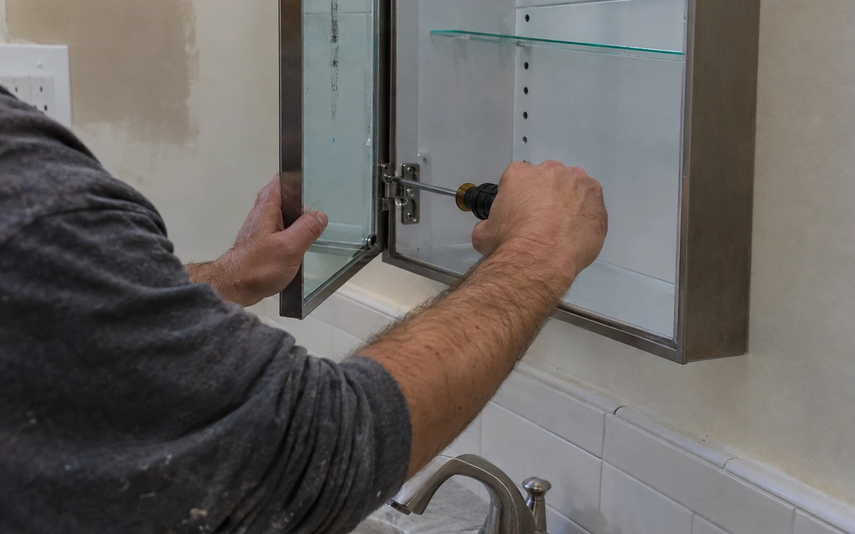Medicine cabinet installation contractor